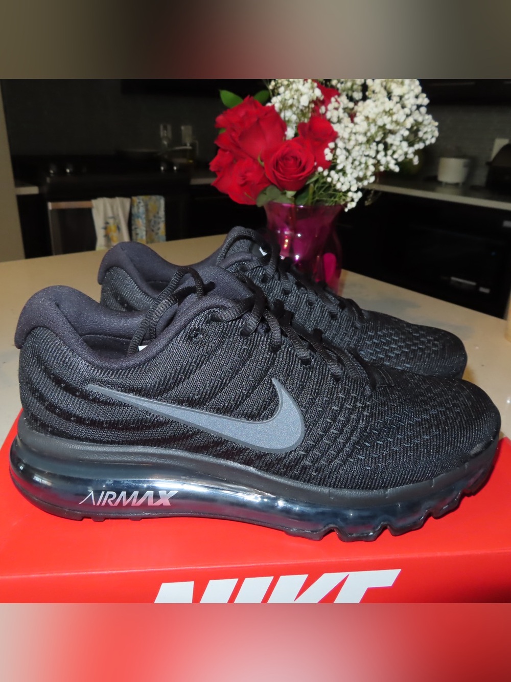 Nike Men’s Air Max Black with Gray Swoosh Athletic Shoes
